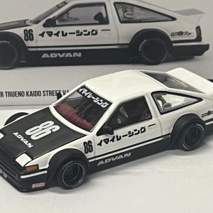 Toyota Sprinter Trueno 1983 Kaido House 1/64°