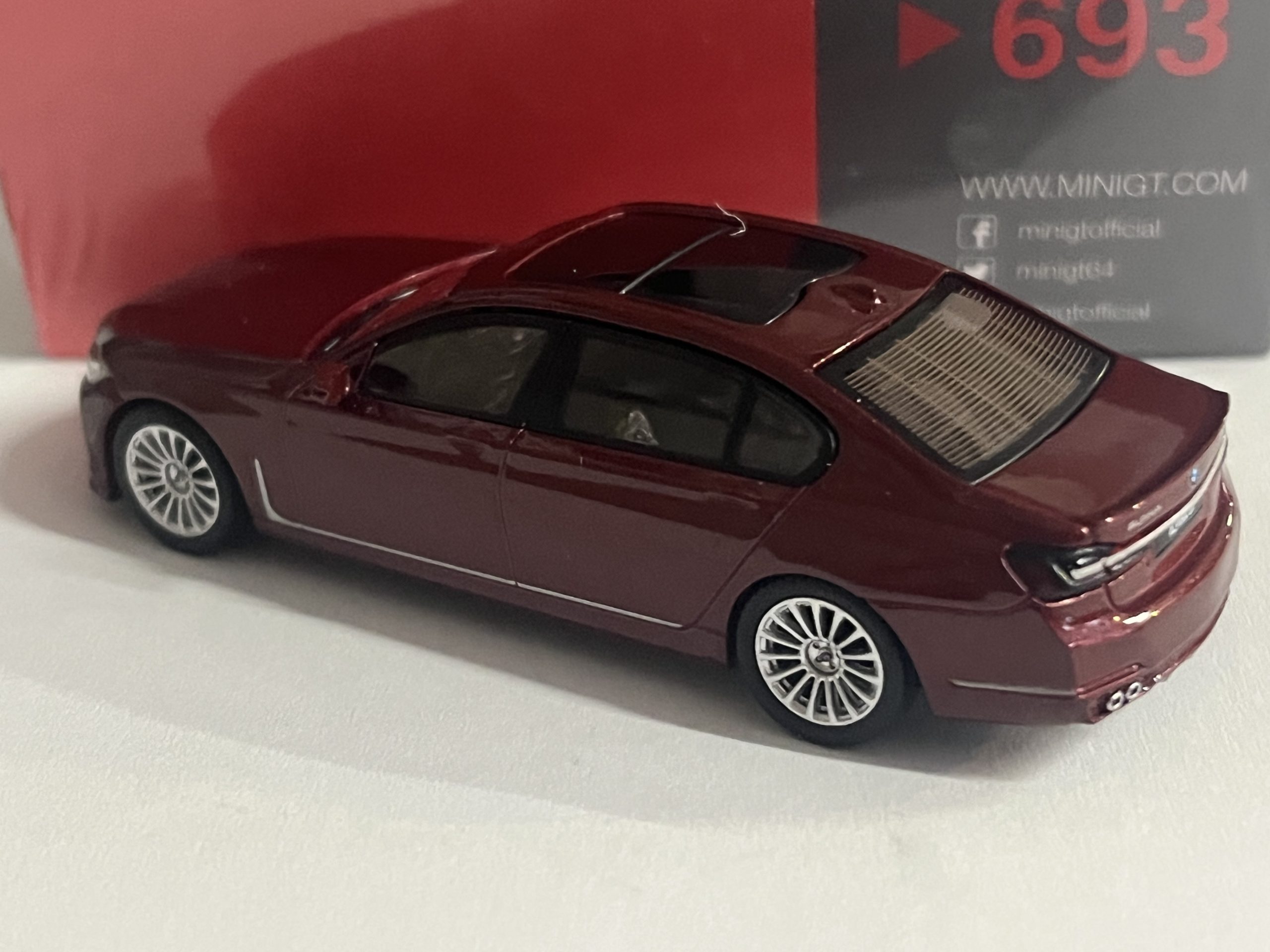 Bmw Alpina B7 Xdrive - MiniGt 1/64° – Image 2