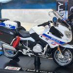 Moto BMW police 1/18 Maisto