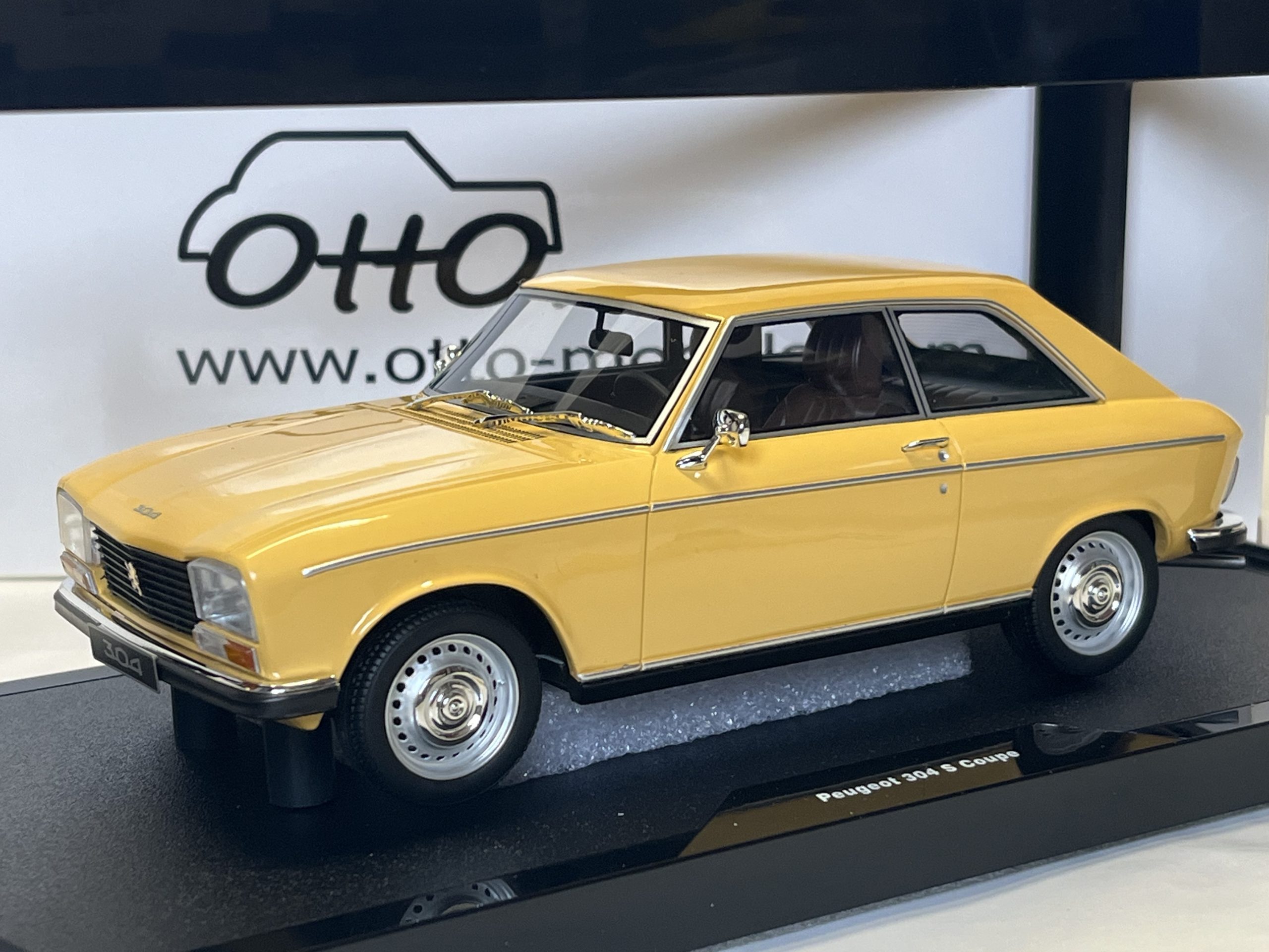 Peugeot 304 Coupé Ottomobile 1/18°