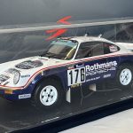 Porsche 911 953 Winner Paris Dakar 1984 1/18 Spark