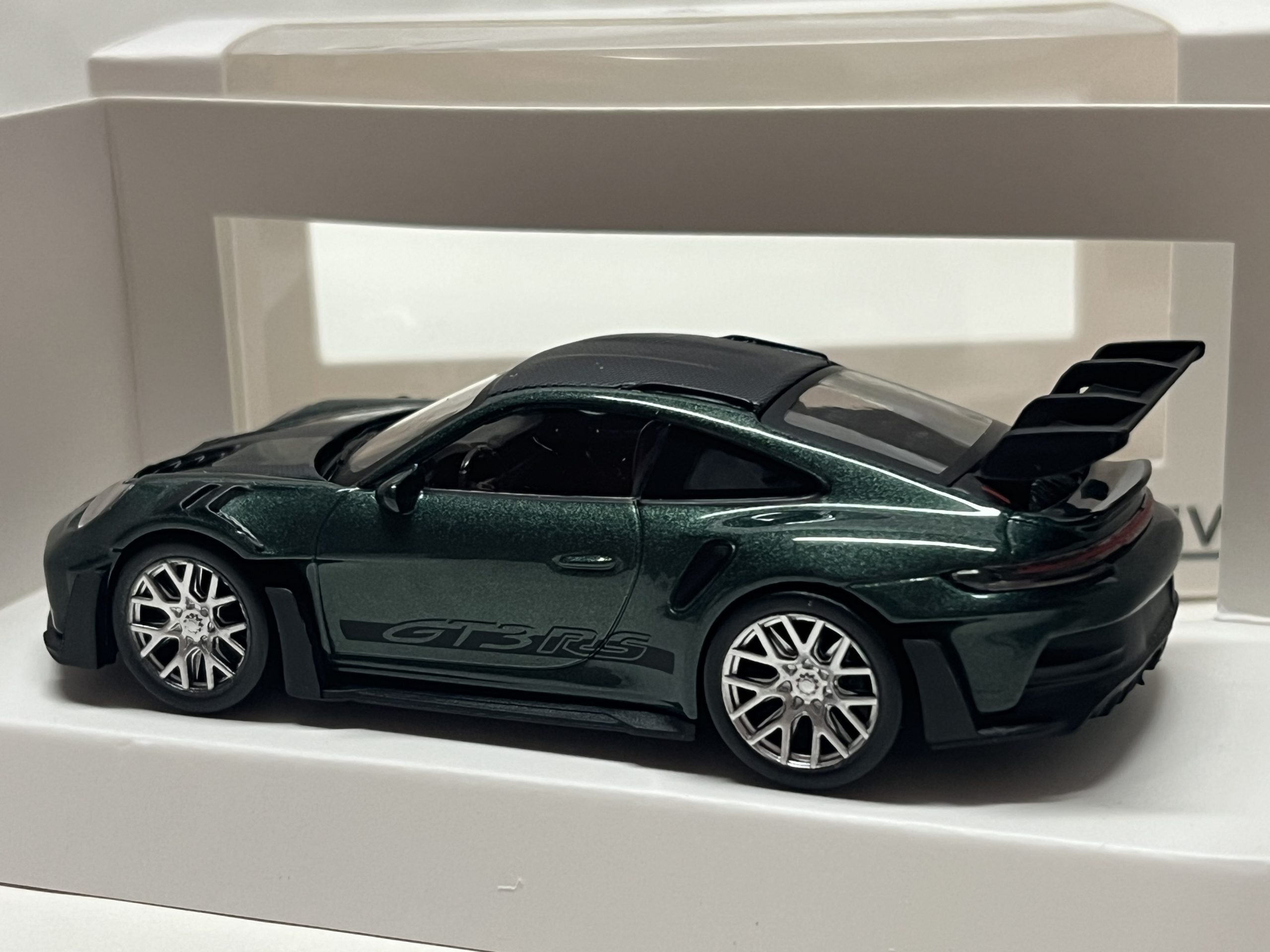 Porsche 911 GT3 RS pack 2022 Norev 1/43 – Image 2