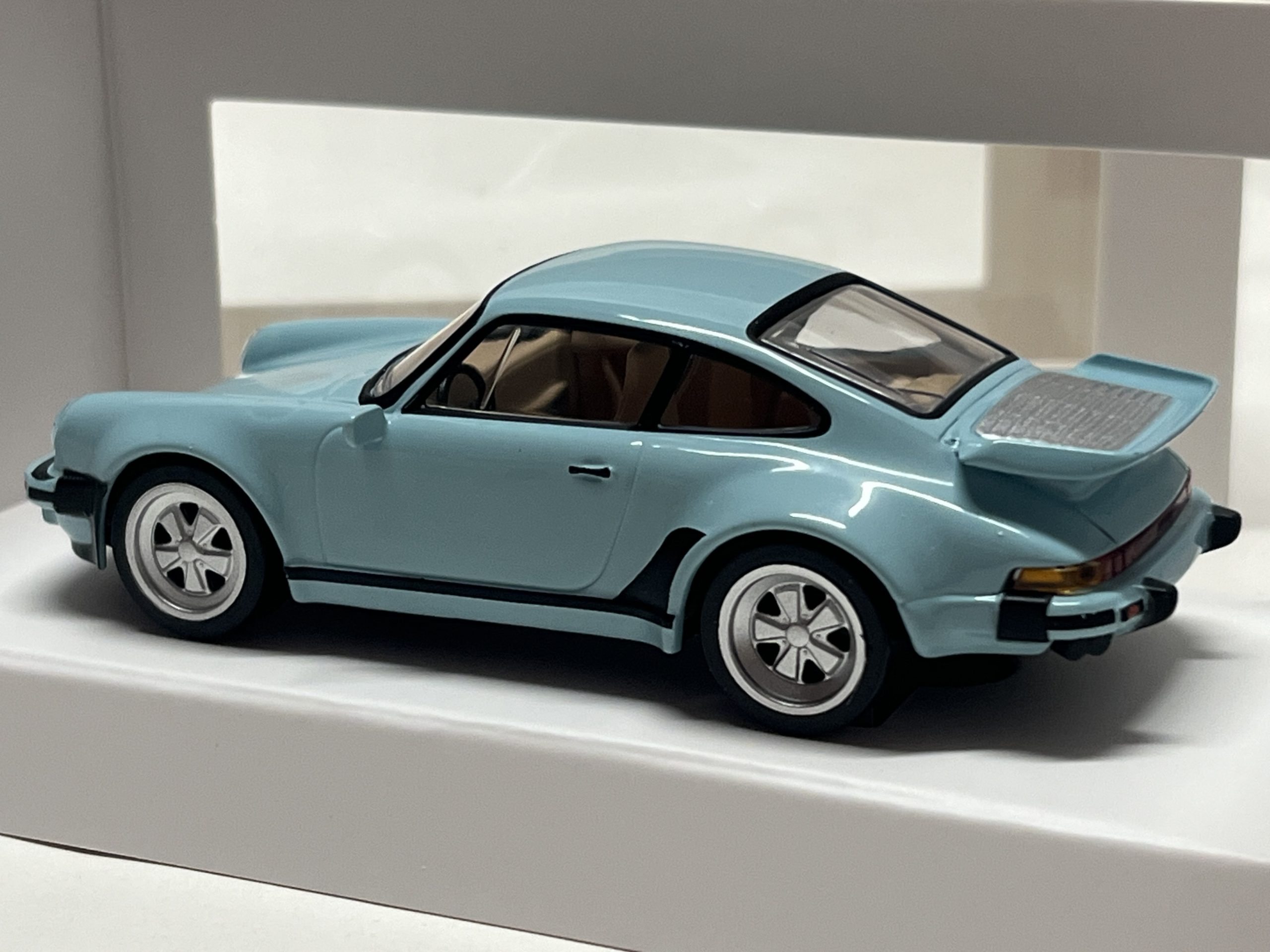 Porsche 911 930 Turbo 1978 Norev 1/43 – Image 2