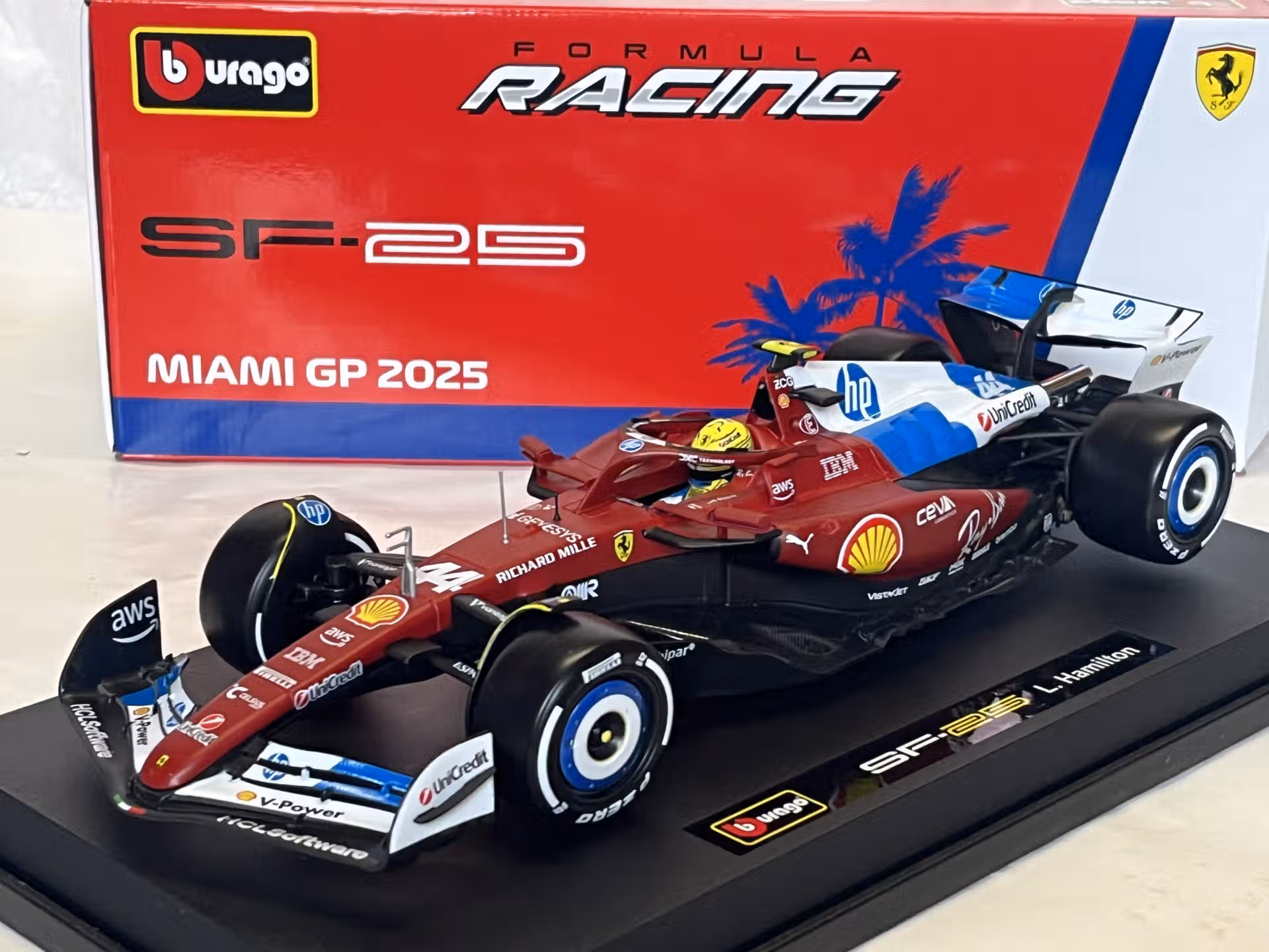 Ferrari F1 SF-25 L.Hamilton 2025 1/18 Burago