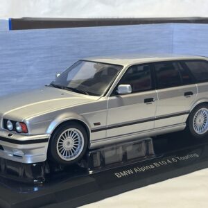 BMW serie 5 E34 B10 4.6 Alpina Break MCG 1/18