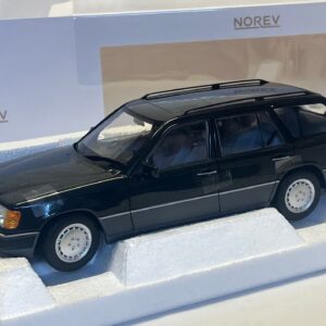 Mercedes 300 D modele T 1990 Norev 1/18°
