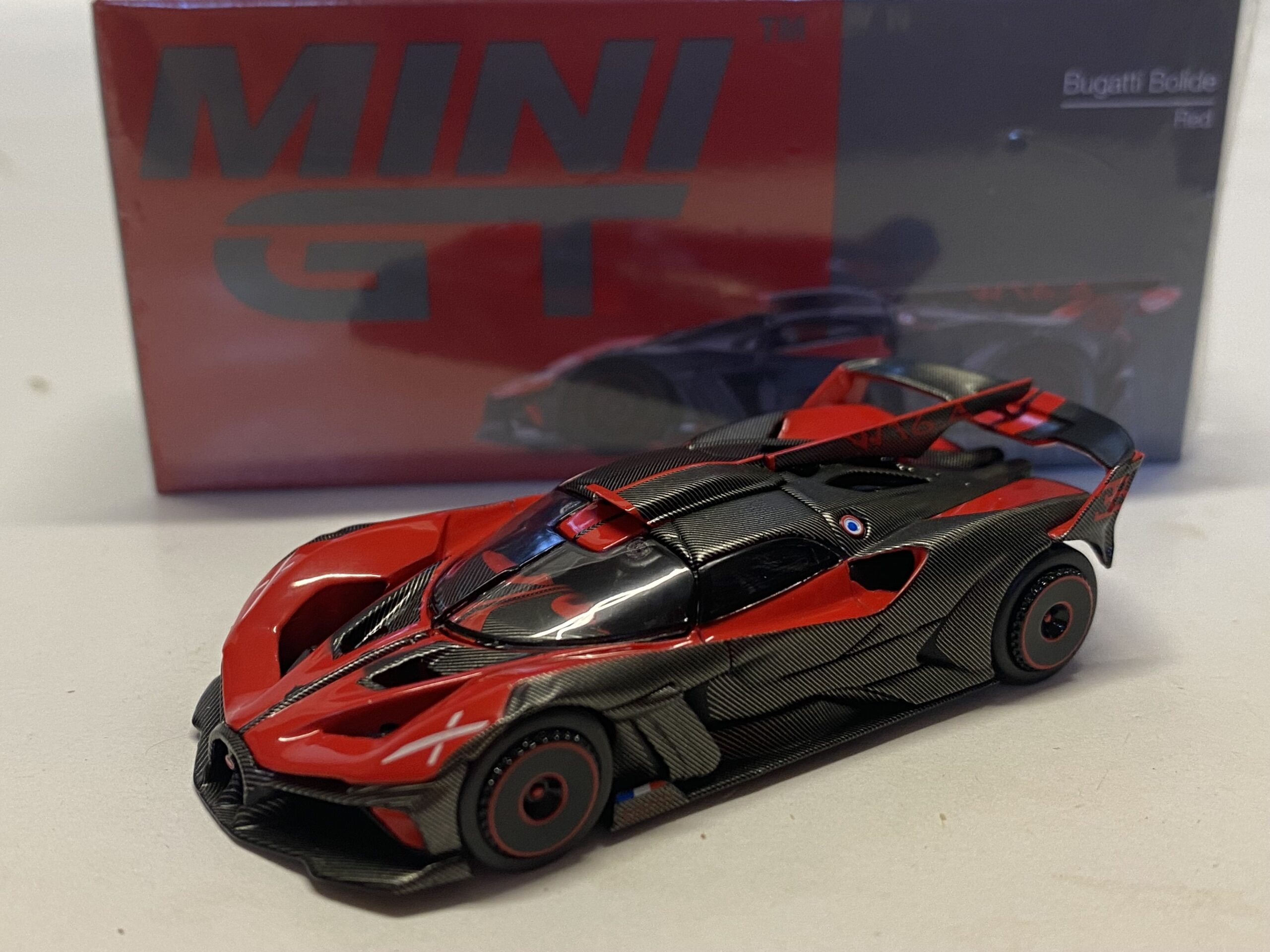 Bugatti Bolide 2026 MiniGt 1/64°