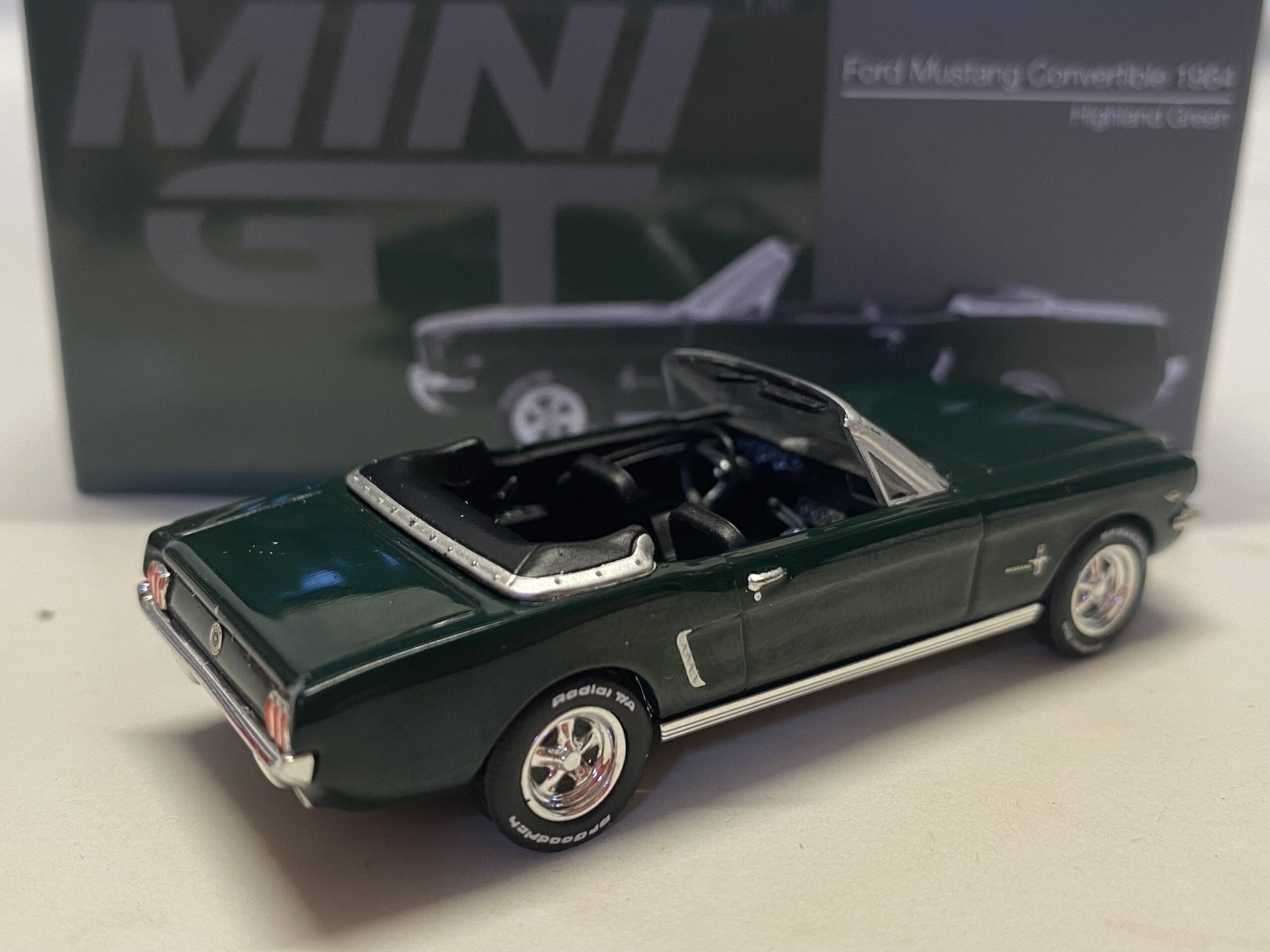 Ford Mustang Cab 1964 MiniGt 1/64° – Image 2