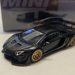 Lamborghini Aventador 2025 MiniGt 1/64°