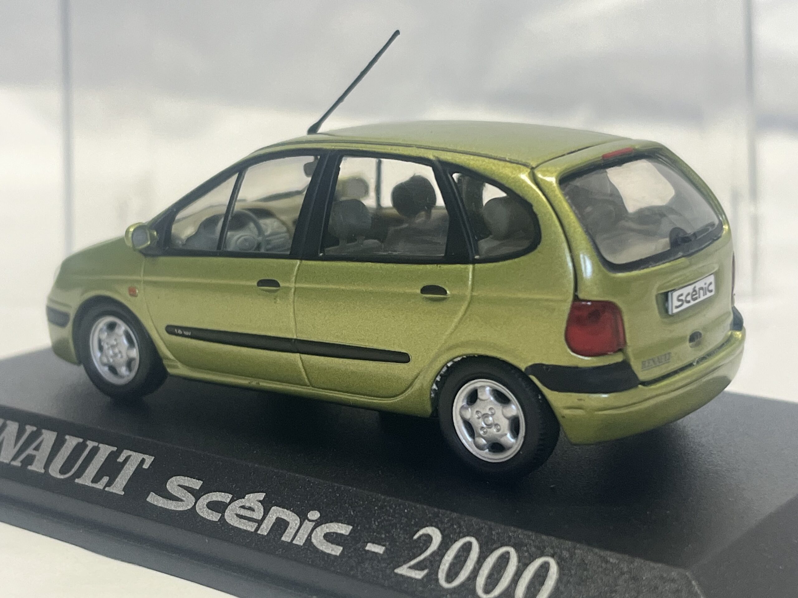 Renault Scenic 2000 Norev 1/43 – Image 2