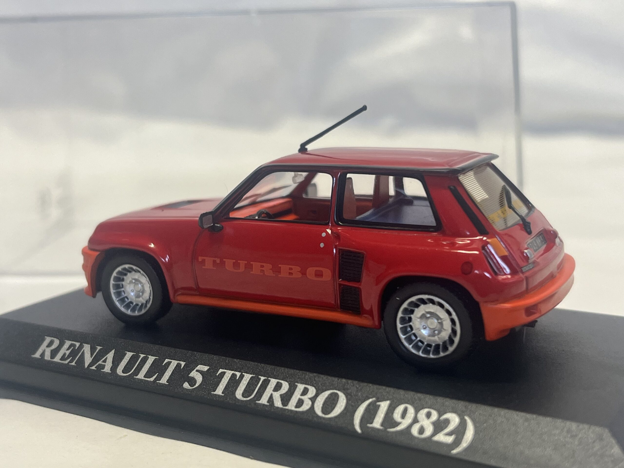 Renault R5 Turbo 1 1/43 – Image 2