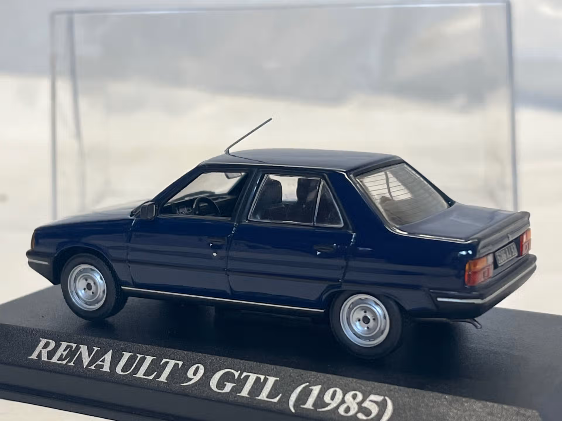 Renault R9 1/43 – Image 2
