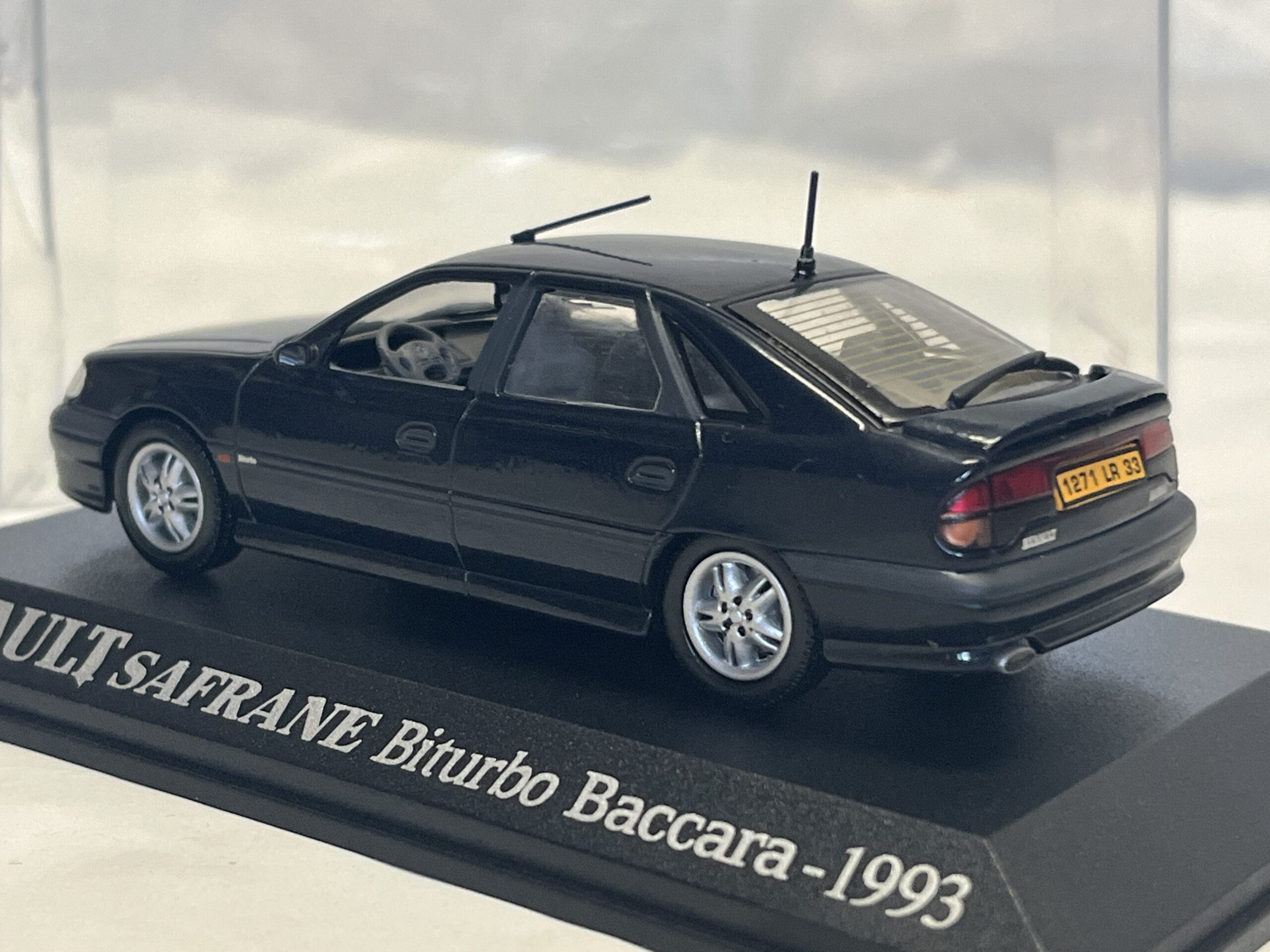 Renault Safrane Bi-Turbo 1/43 – Image 2