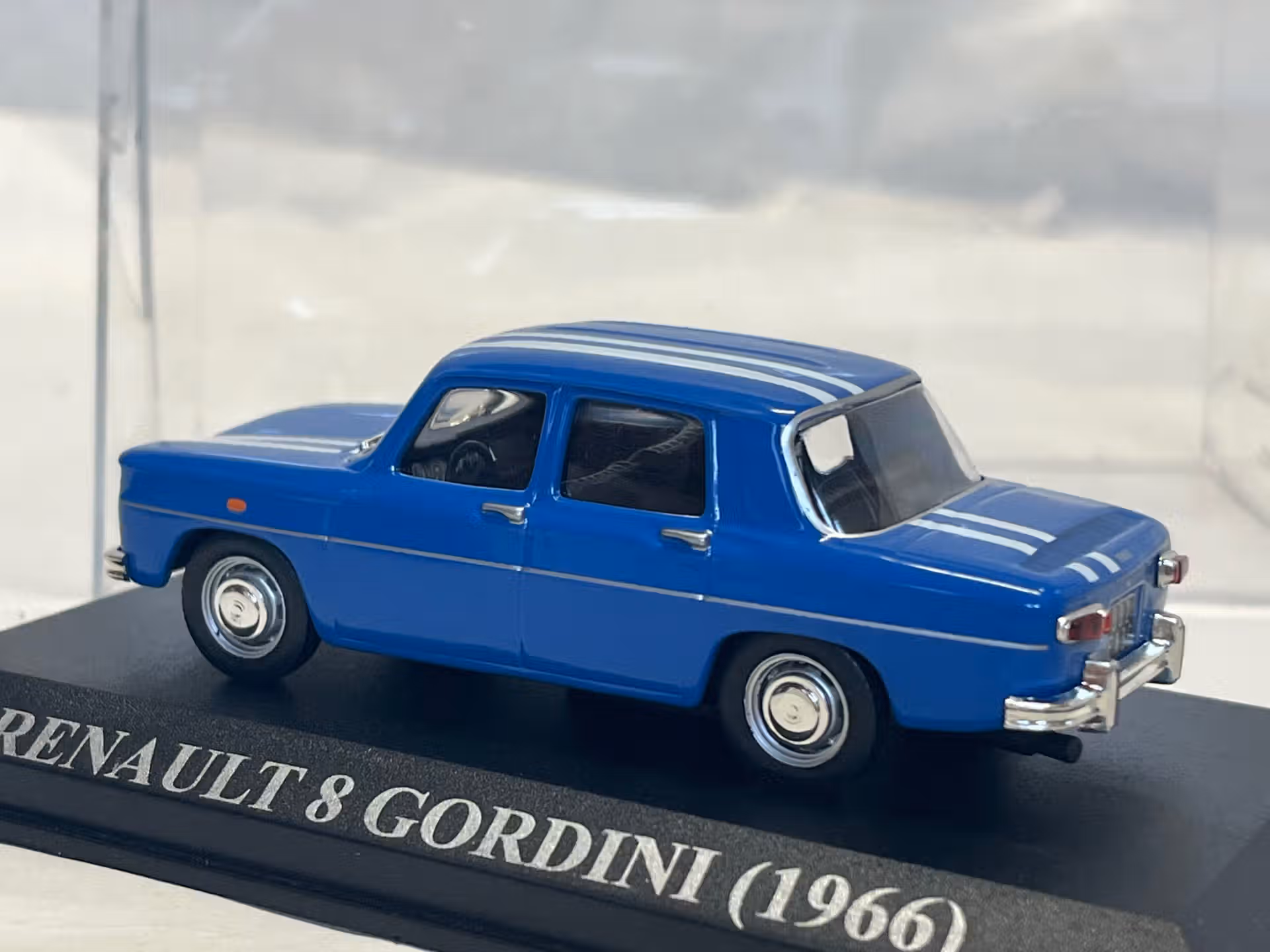 Renault R8 Gordini 1/43 – Image 2