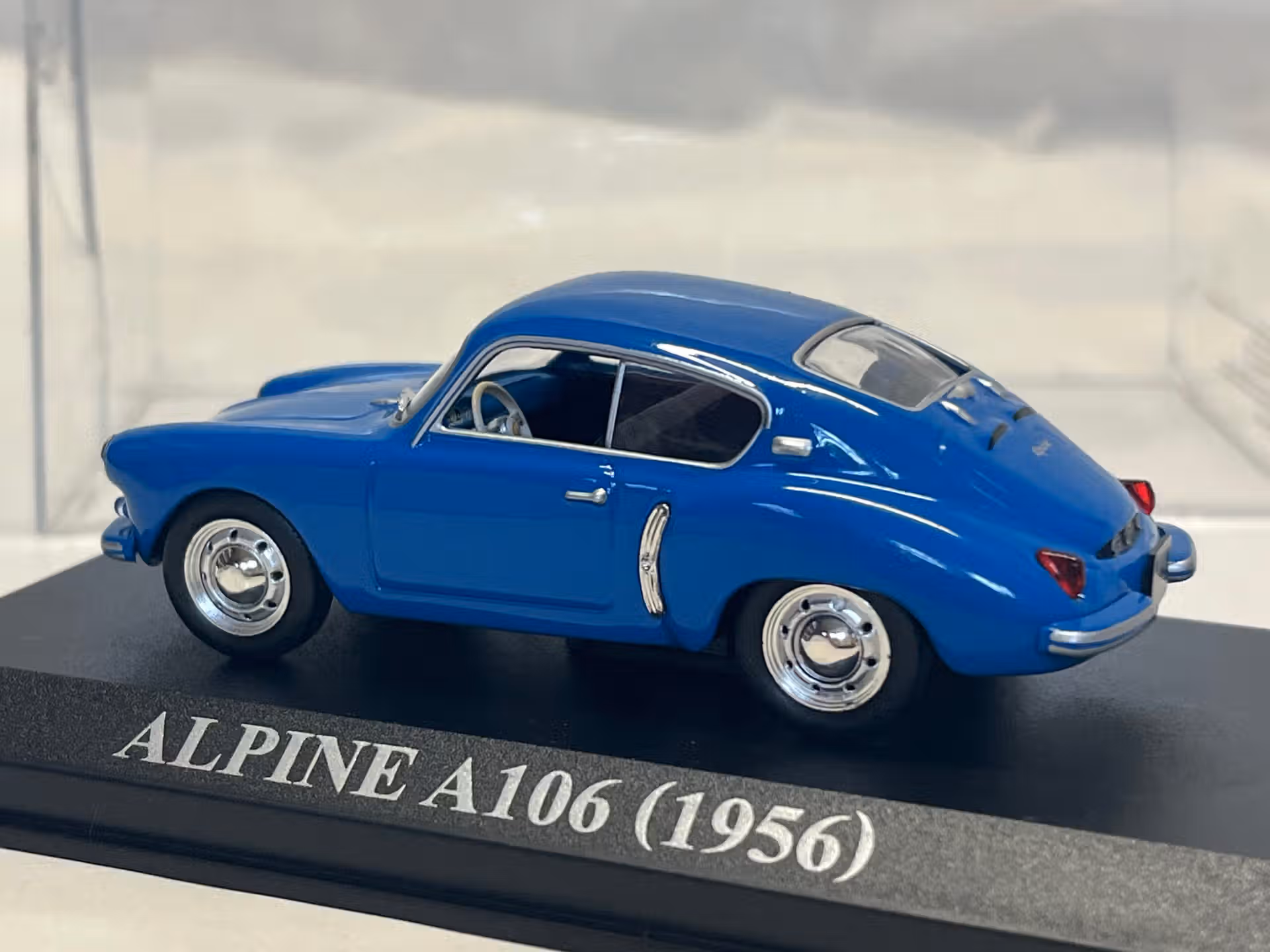 Alpine Renault A106 1/43 – Image 2