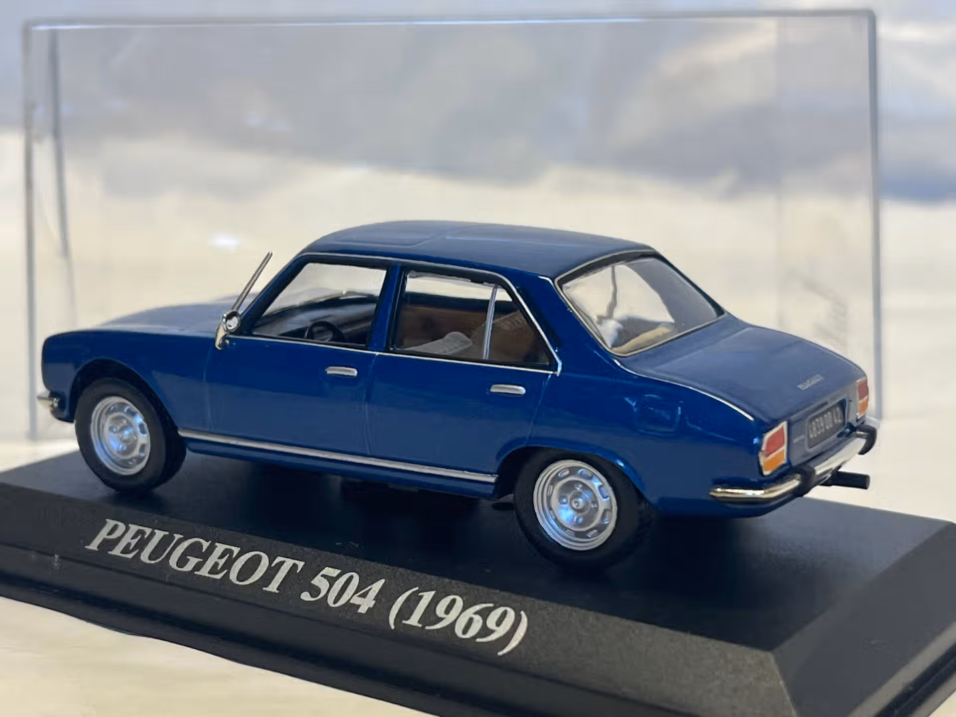Peugeot 504 berline 1/43° – Image 2