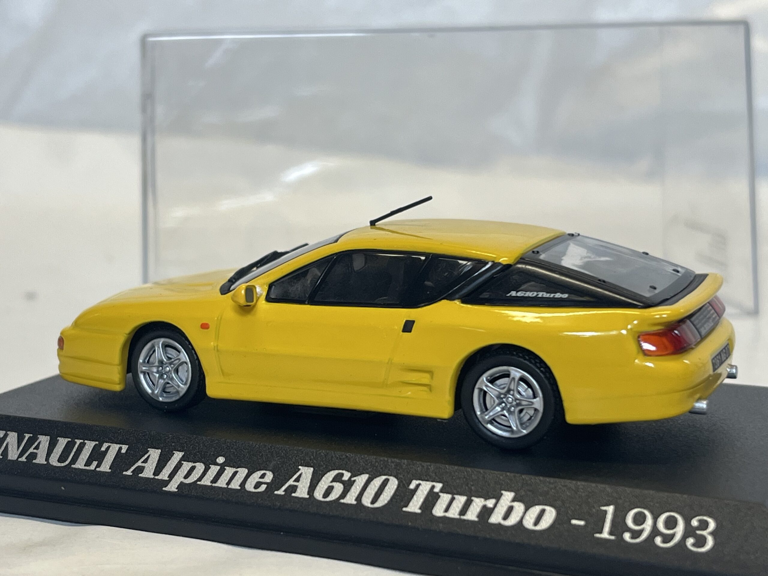 Alpine Renault A610 1/43 – Image 2