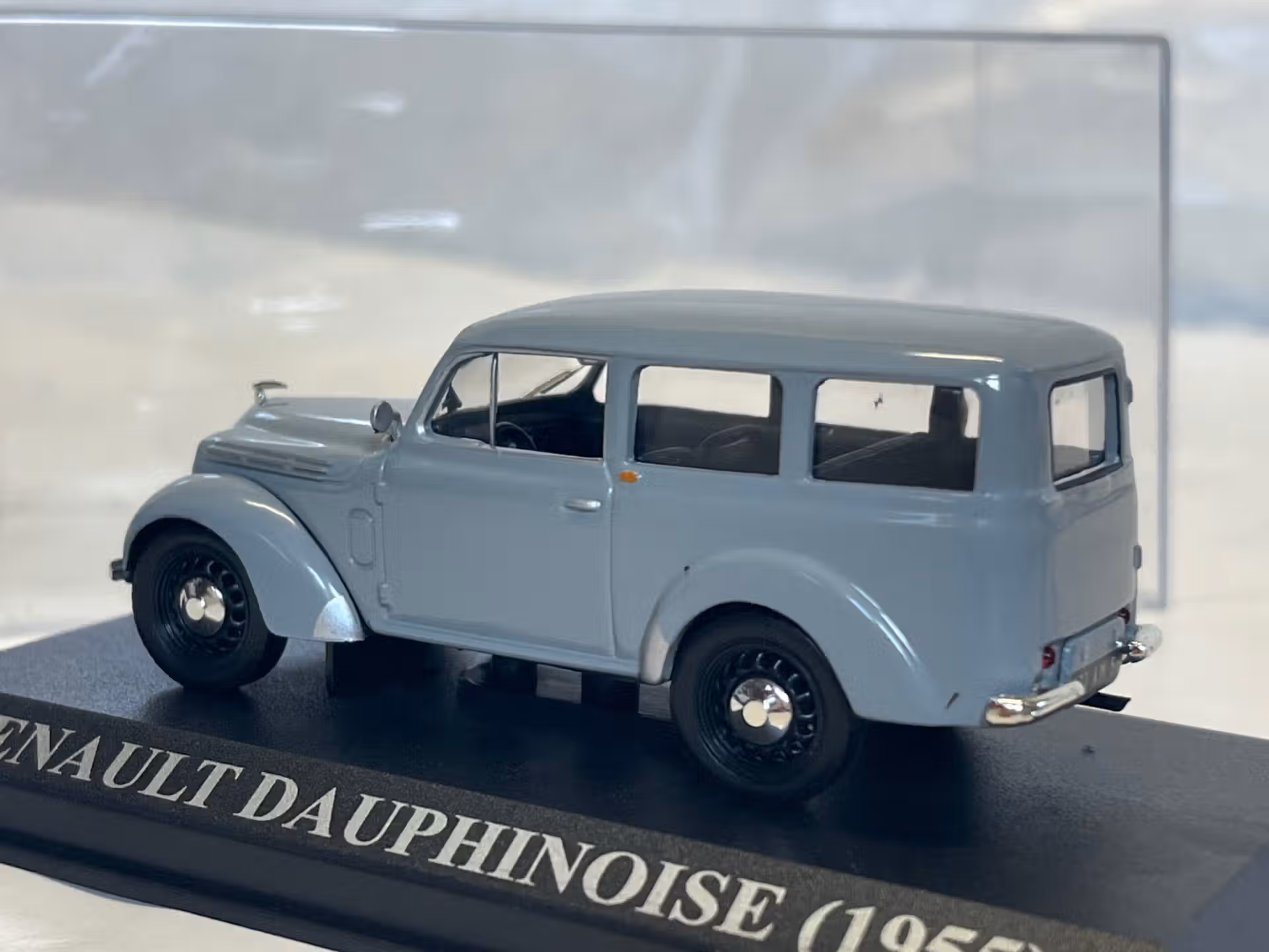 Renault Juvaquatre 1/43° – Image 2