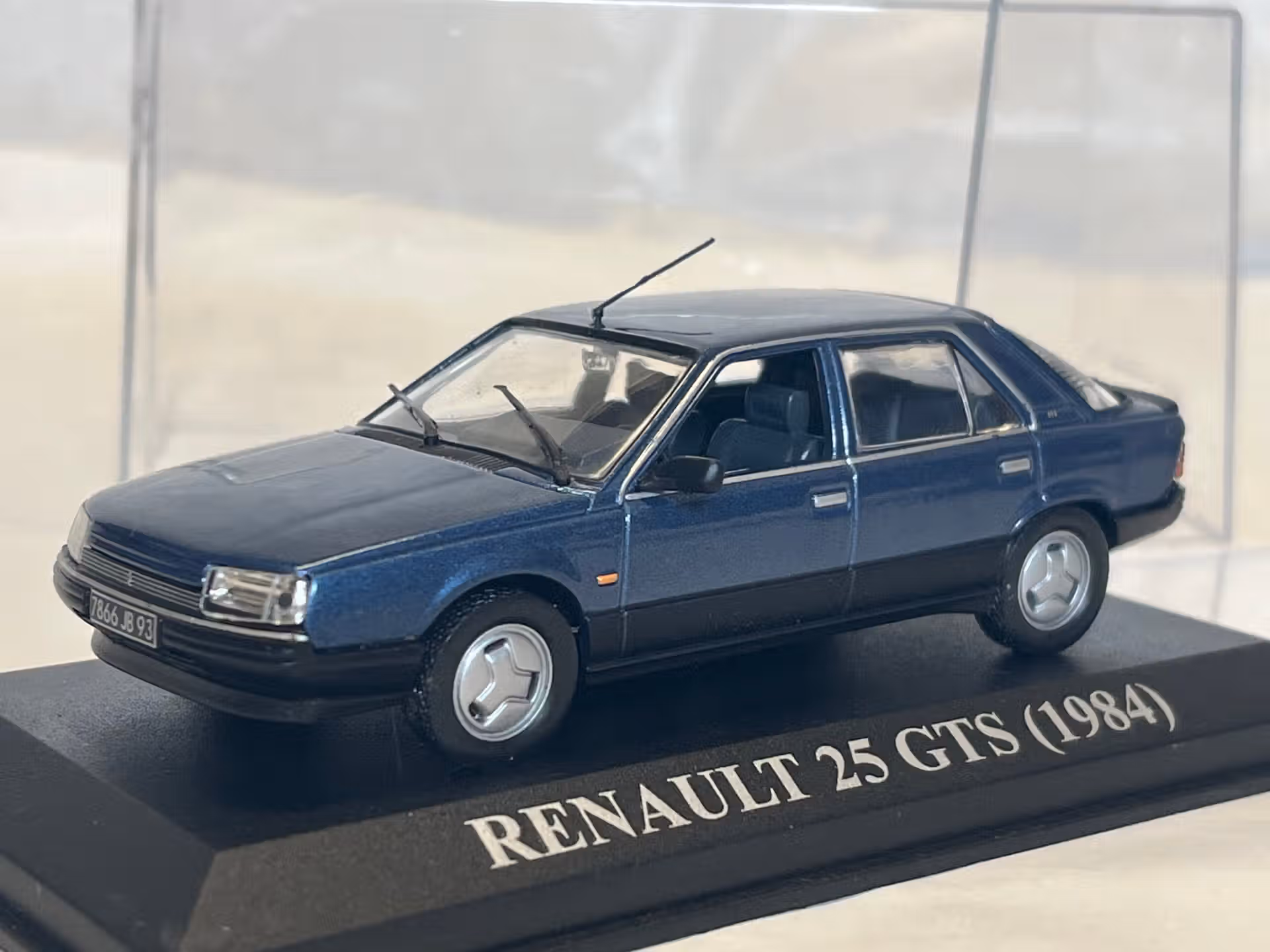Renault R25 1/43°
