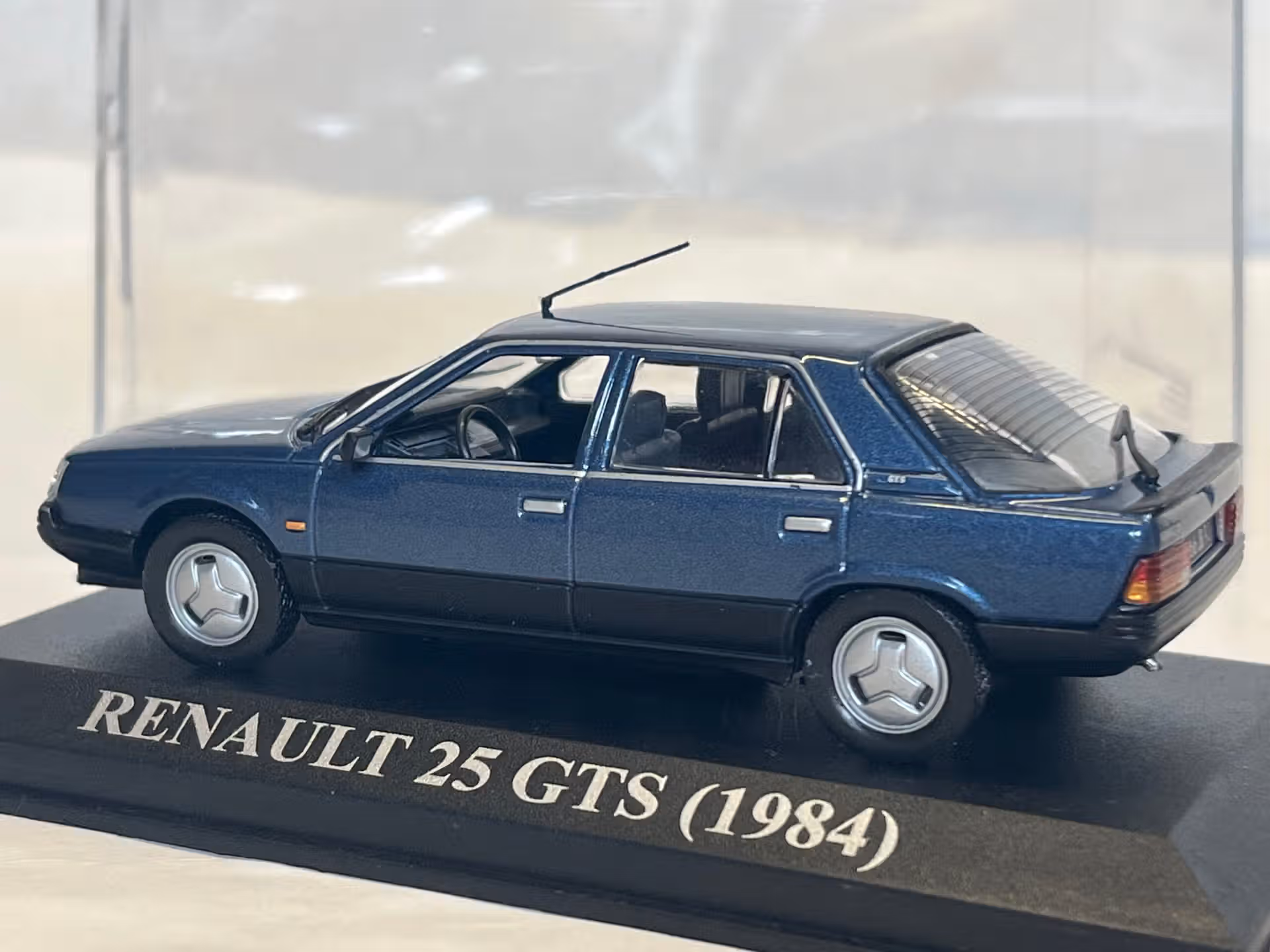 Renault R25 1/43° – Image 2