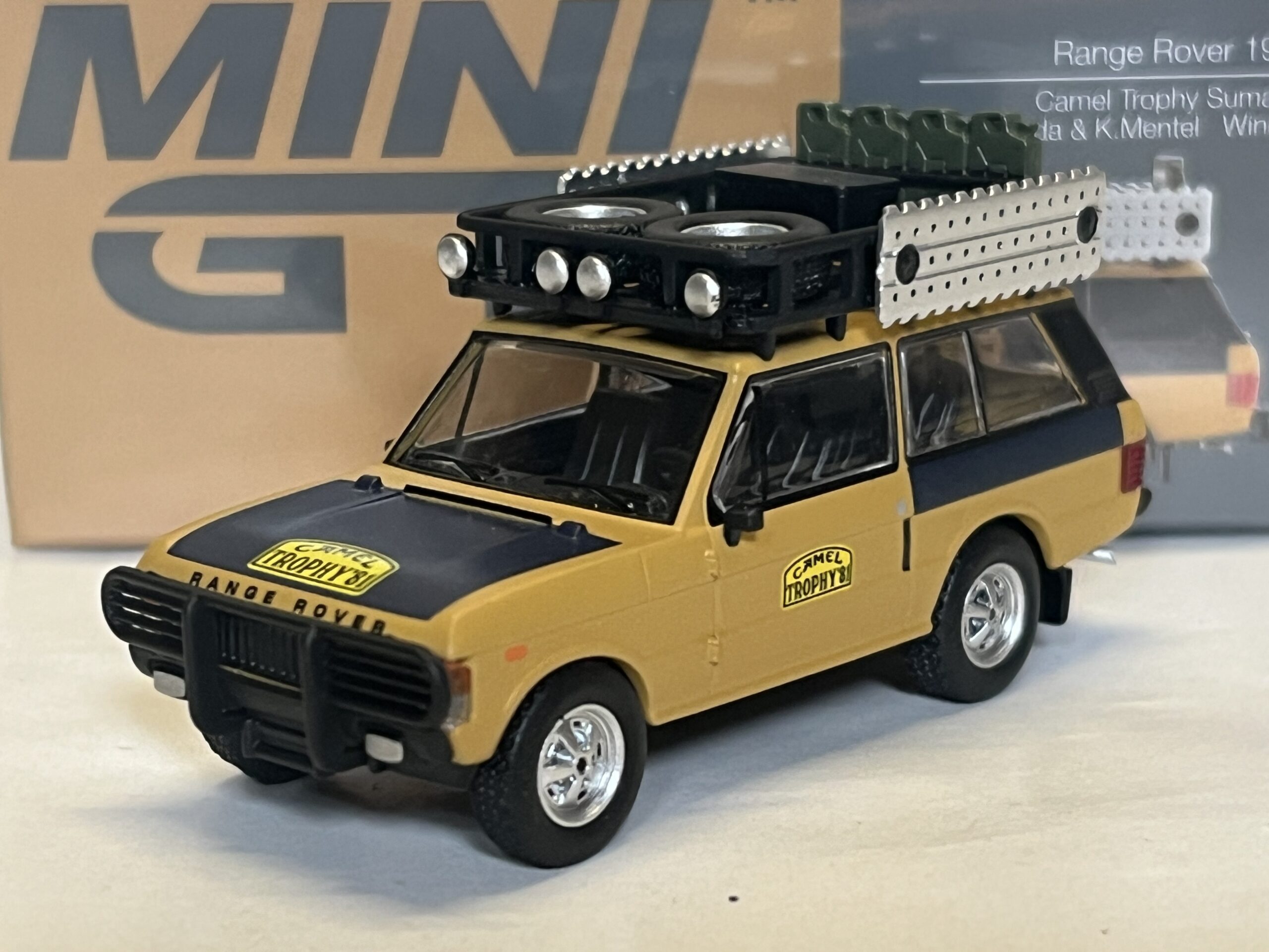 Range Rover Winner Camel Trophy - MiniGt 1/64°