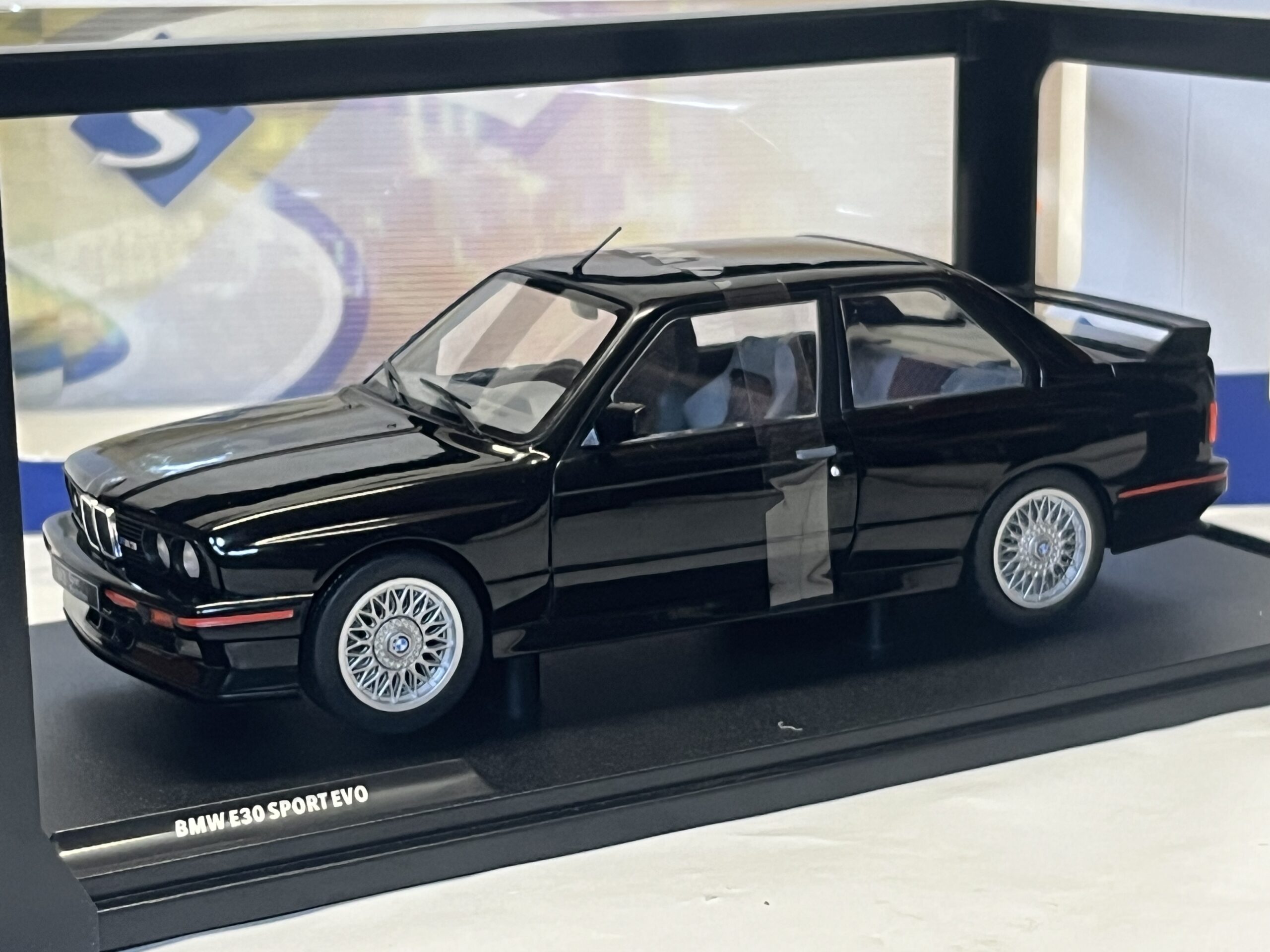 BMW M3 E30 1986 Solido 1/18