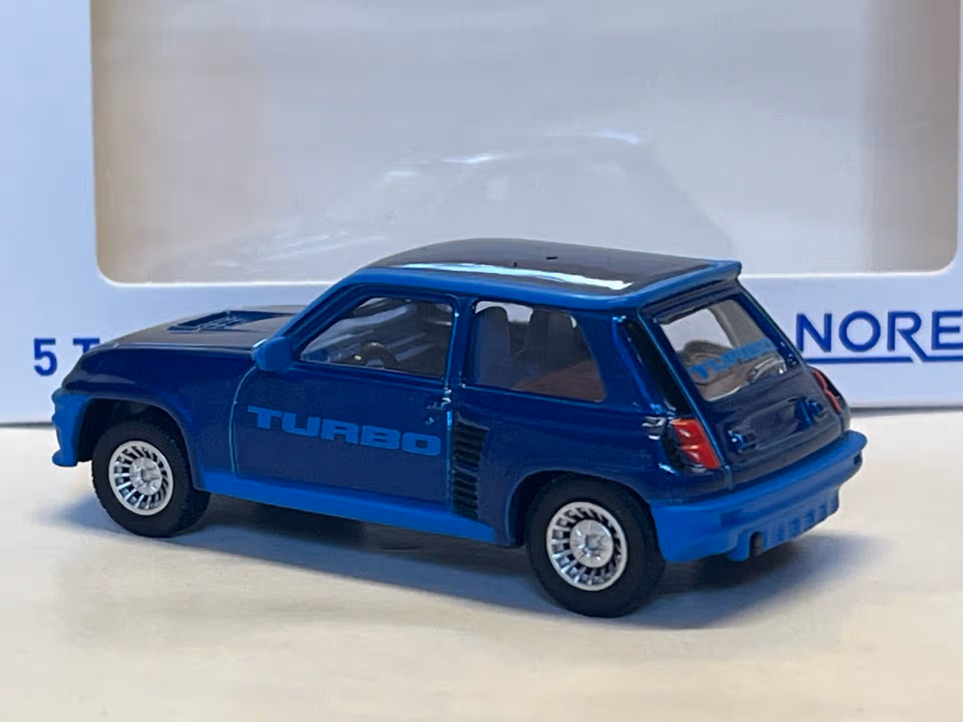 Renault 5 turbo Norev 1/64 – Image 2