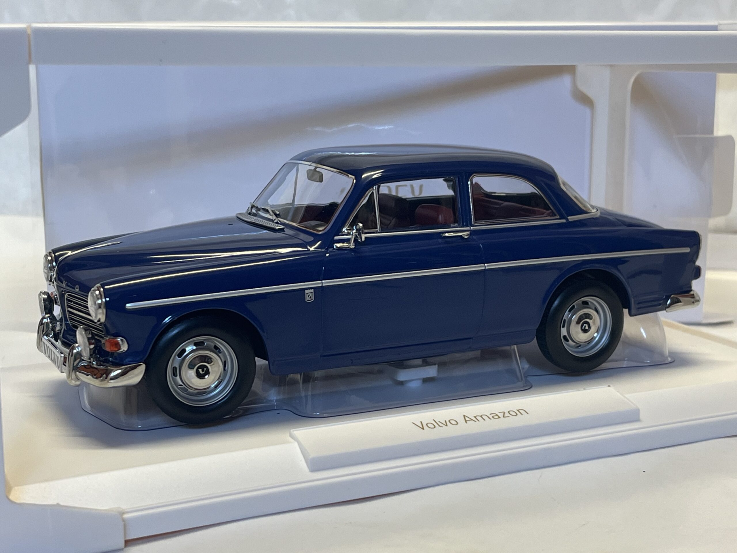 Volvo Amazon 1966 Norev 1/18°