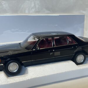 Mercedes 560 SEL 1991 1/18° Norev