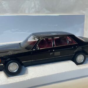 Mercedes 560 SEL 1991 1/18° Norev