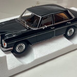 Mercedes 280 SE 1968 1/18° Norev