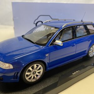 Audi RS4 (B5) 2000 Ottomobile 1/18°