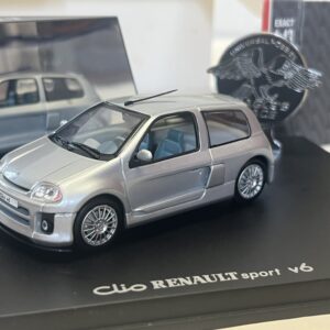 Renault Clio sport V6 1/43°