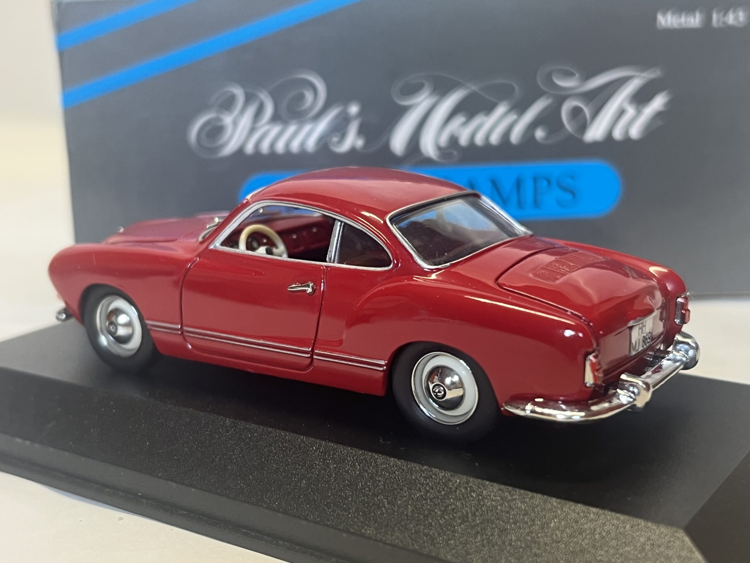 Volkswagen Karmann Ghia coupé Minichamps 1/43 – Image 2