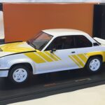 Opel Manta B 400 1982 1/18° Ixo
