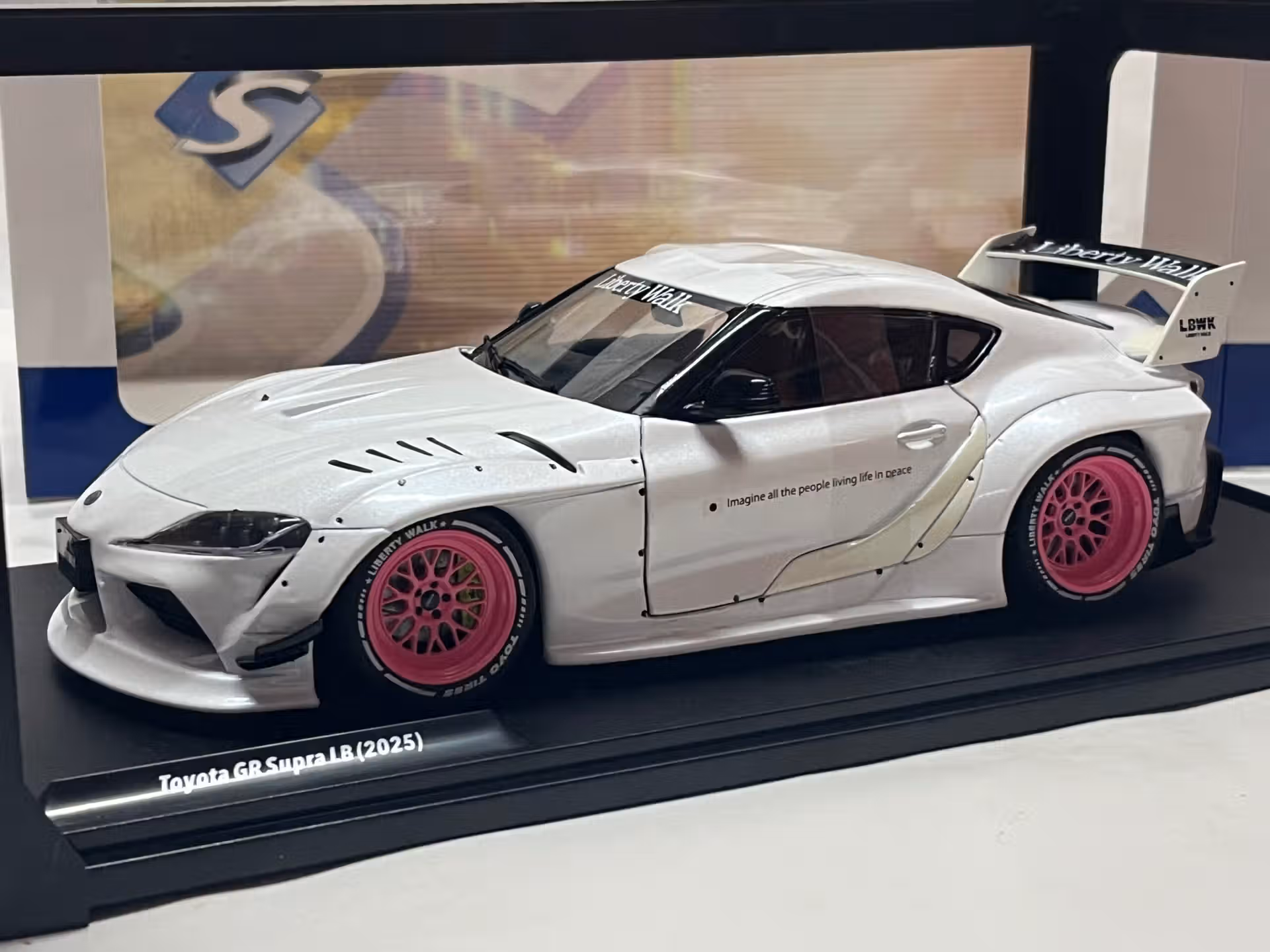 Toyota GR Supra Liberty Walk 2025 Solido 1/18°
