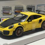 Porsche 911 GT2 Maisto 1/24