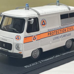 Peugeot J7 protection civile Eligor 1/43°