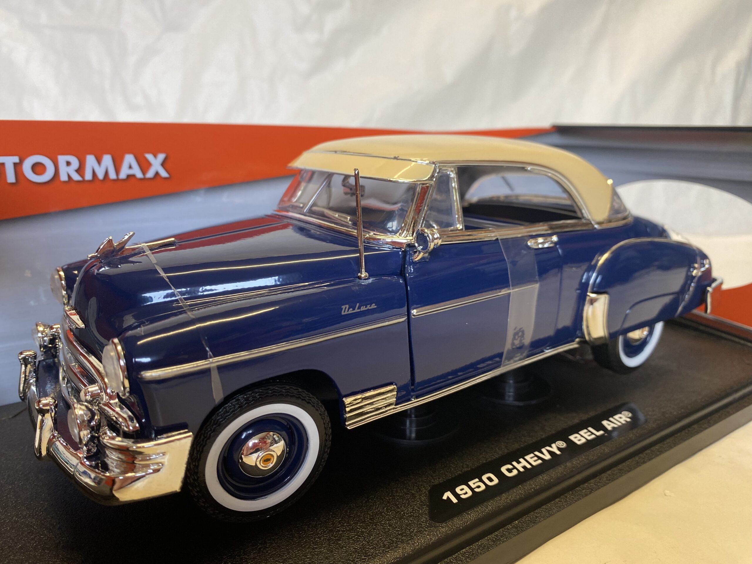 Chevrolet Bel Air 1950 1/18° Motormax