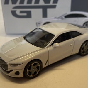 Bentley Batur 2022 MiniGt 1/64°