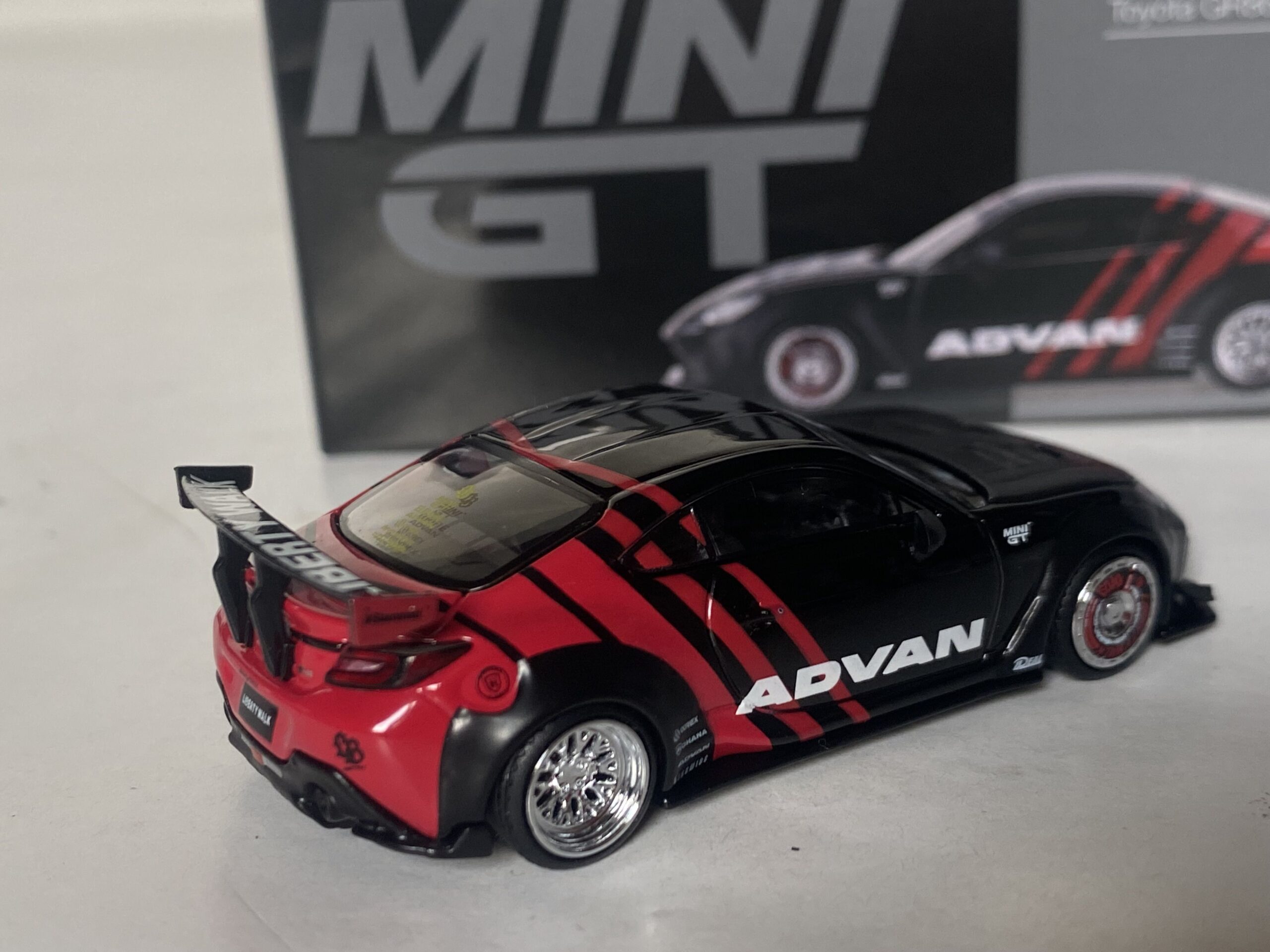 Toyota GR86 2025 MiniGt 1/64° – Image 2