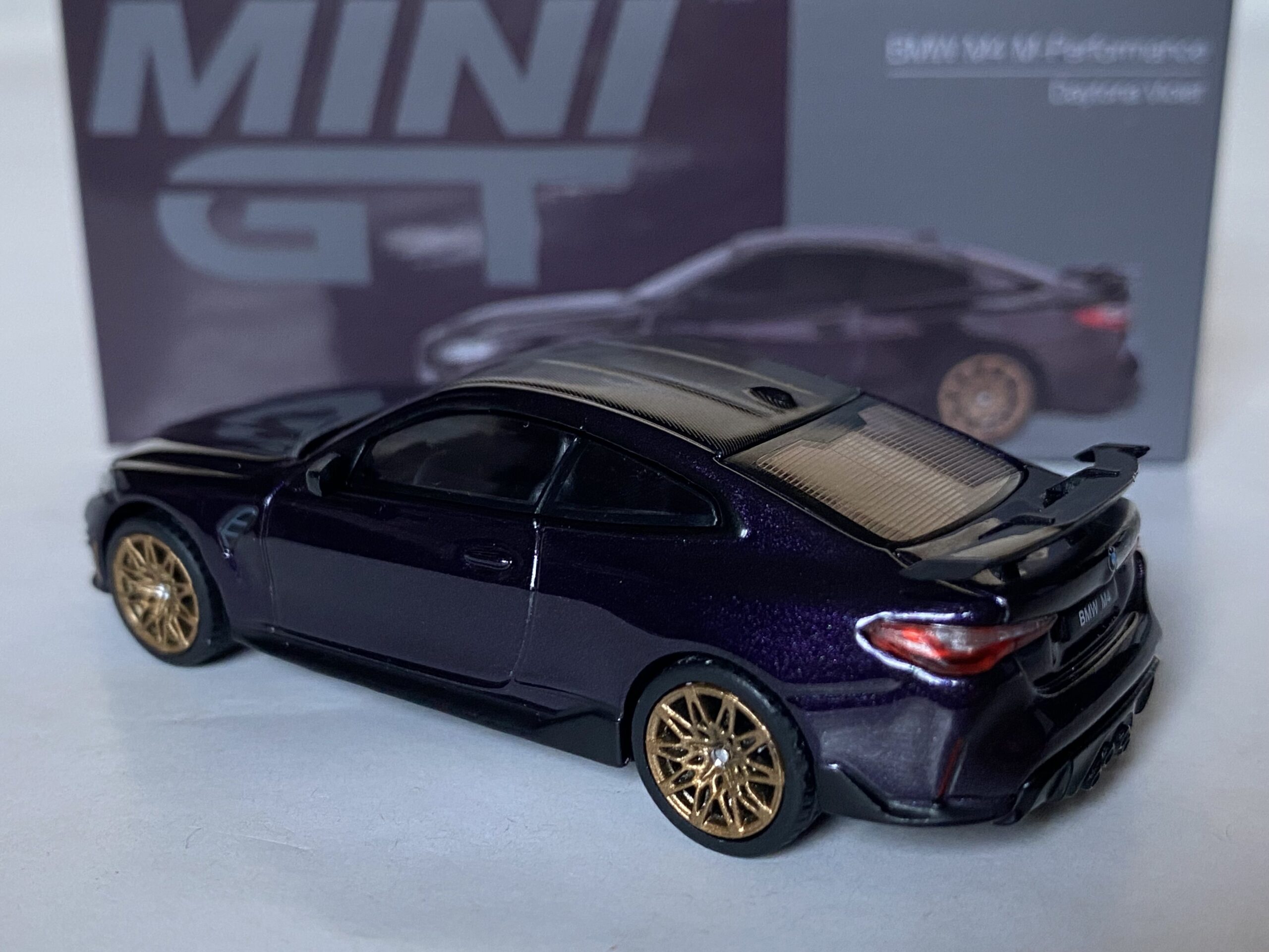 Bmw M4 (G82) Performance 2025 MiniGt 1/64° – Image 2