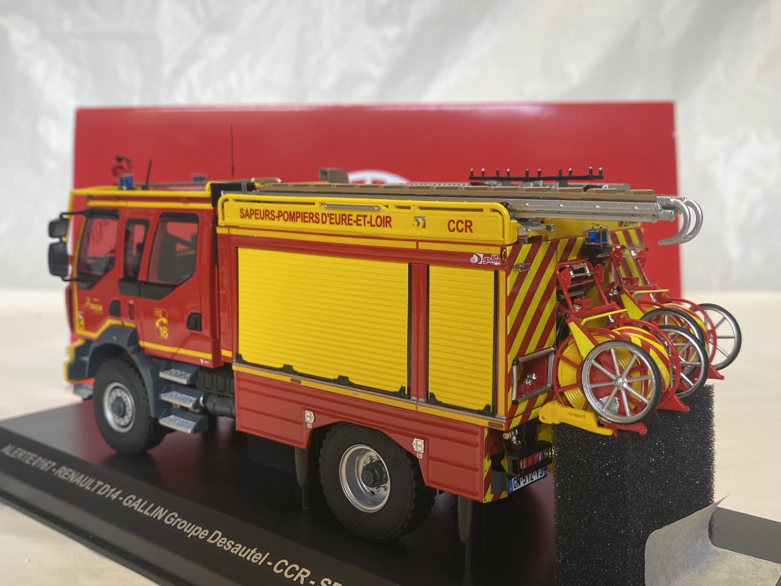 Camion Renault D14 Gallin CCR Pompiers - 28 Eure-et-Loire - Alerte 1/43° – Image 2