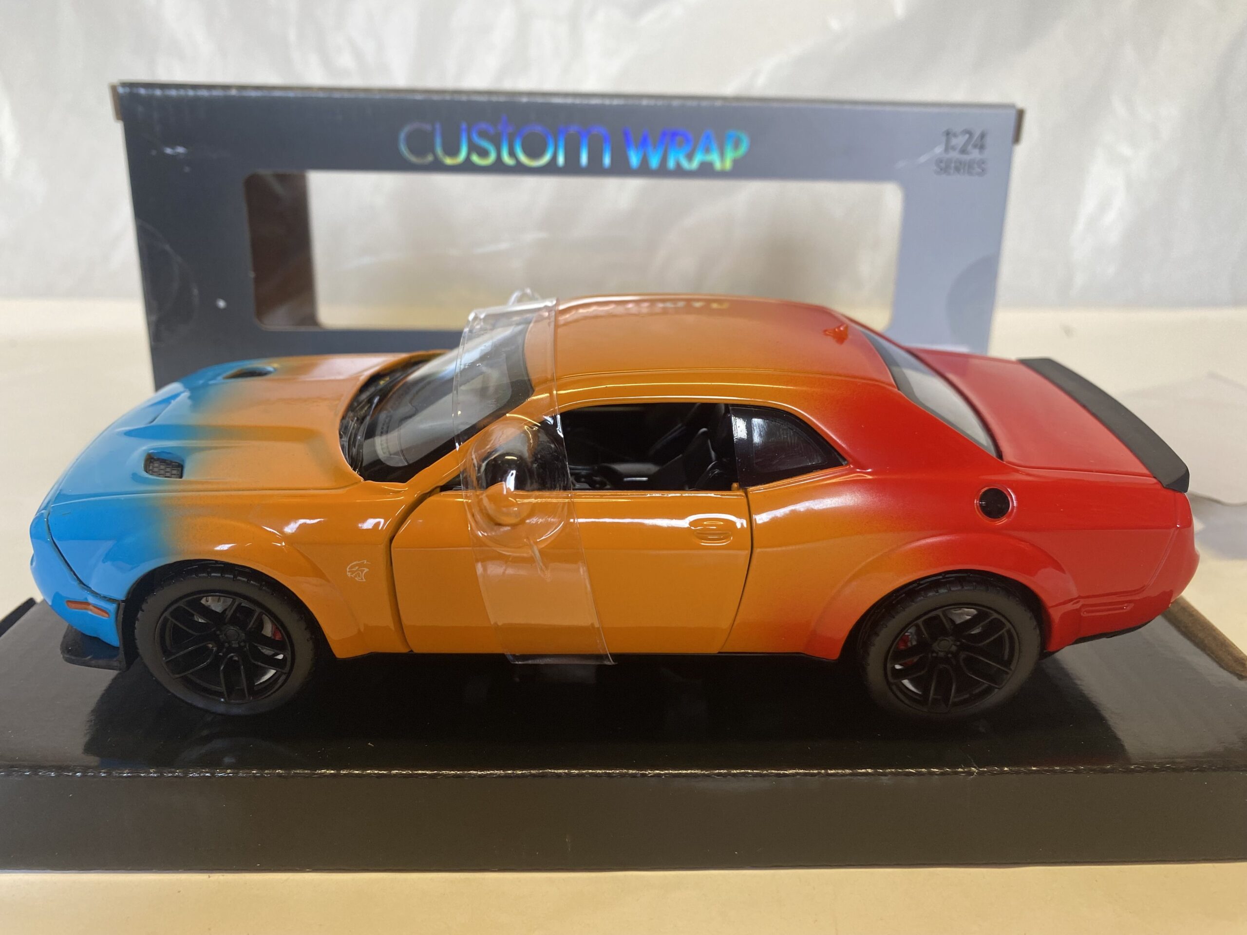 Dodge Challenger SRT Hellcat 2018 Motormax 1/24° – Image 3