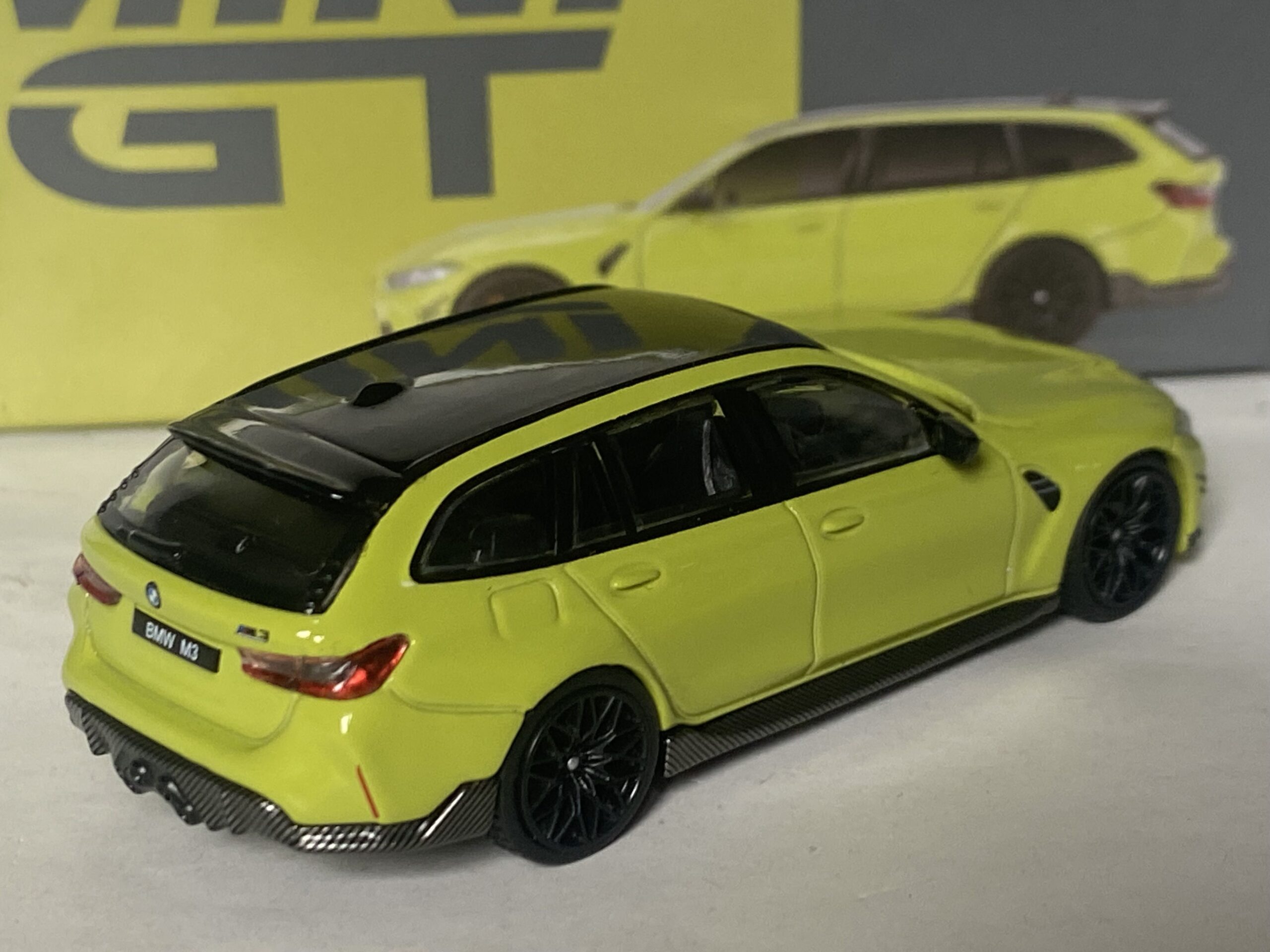Bmw M3 (G82) Touring 2025 MiniGt 1/64° – Image 2