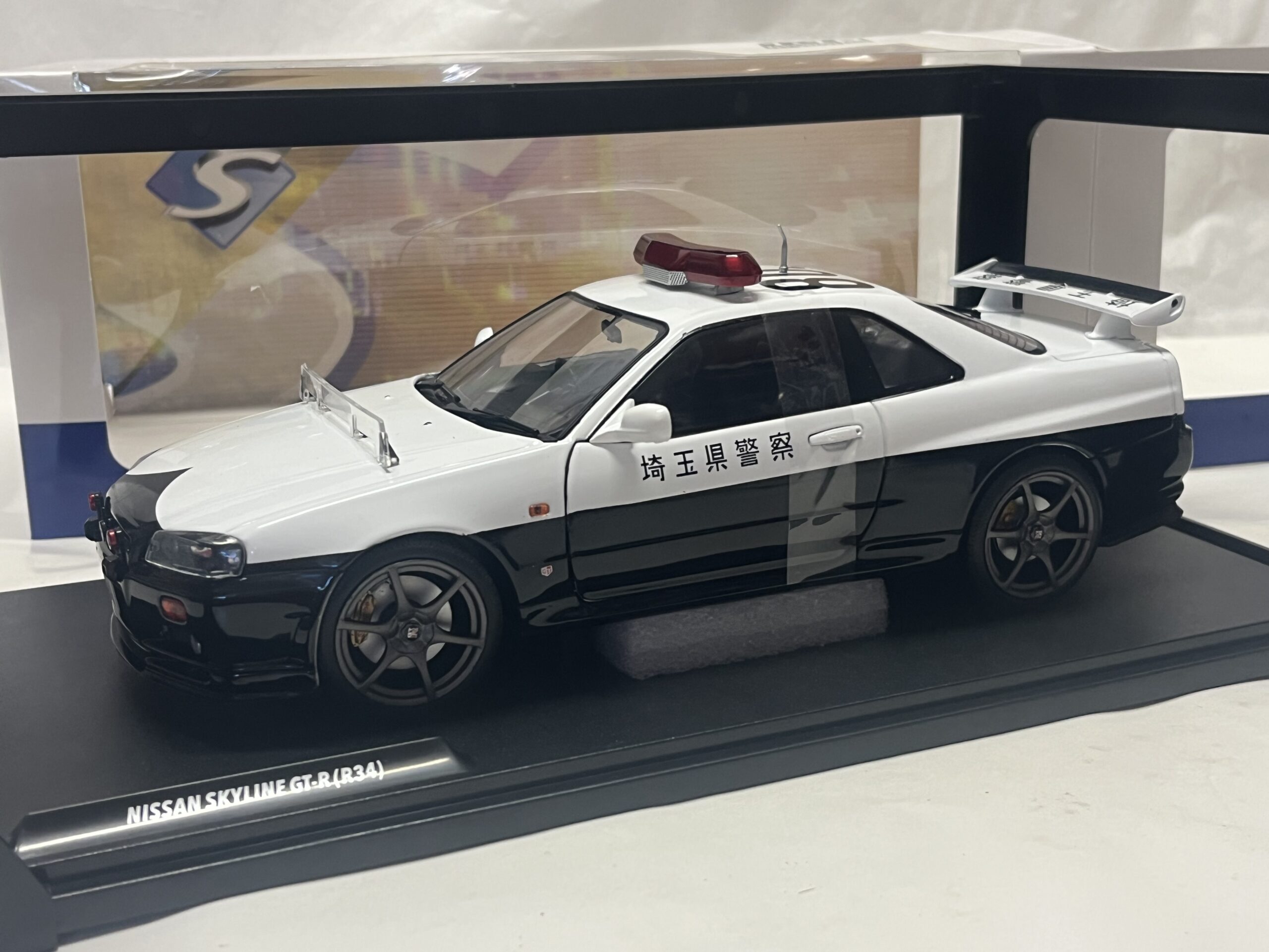 Nissan Skyline GT-R R34 BNR34 1999 Police Solido 1/18