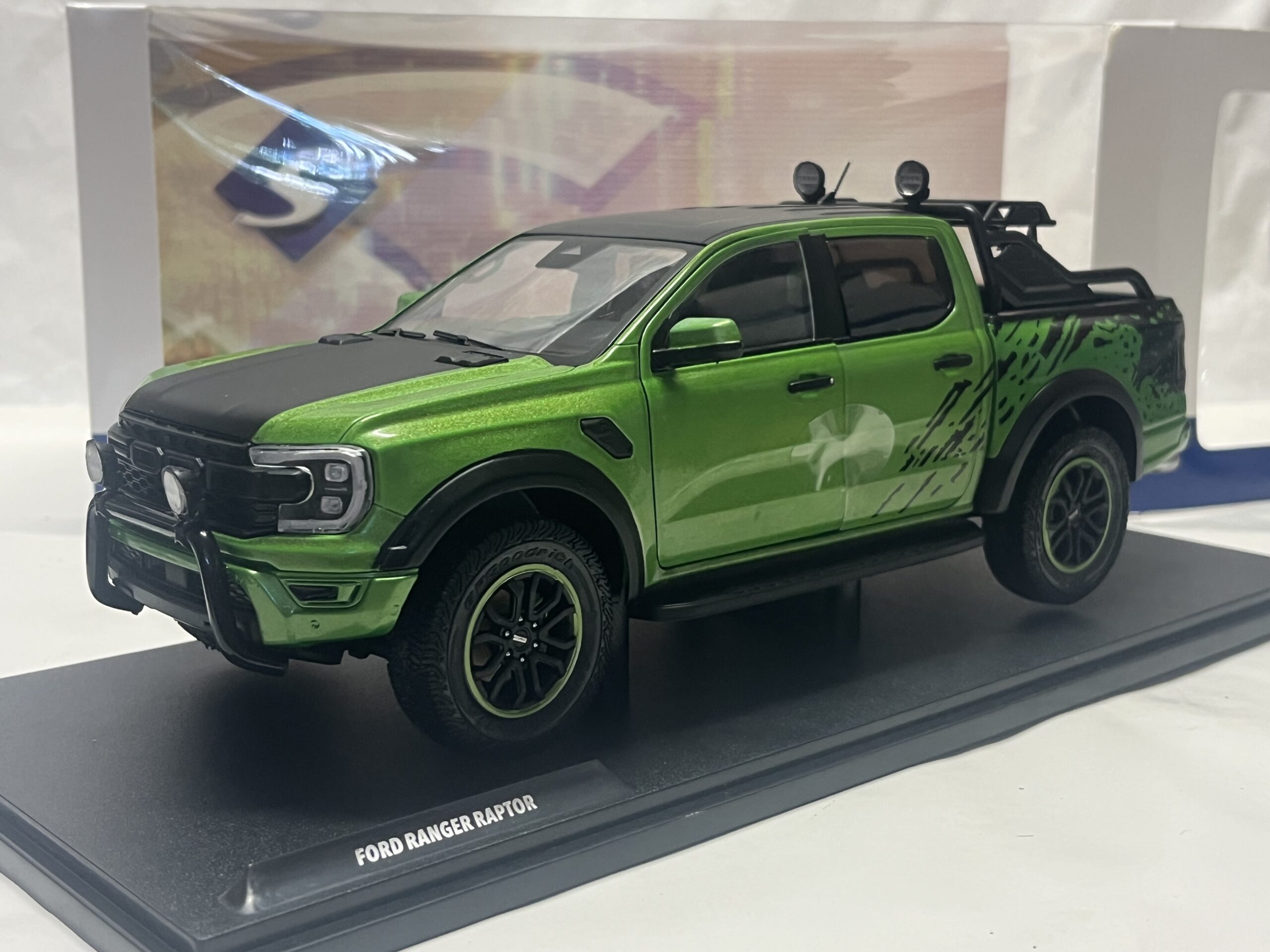 Ford Ranger Raptor 2024 1/18° Solido