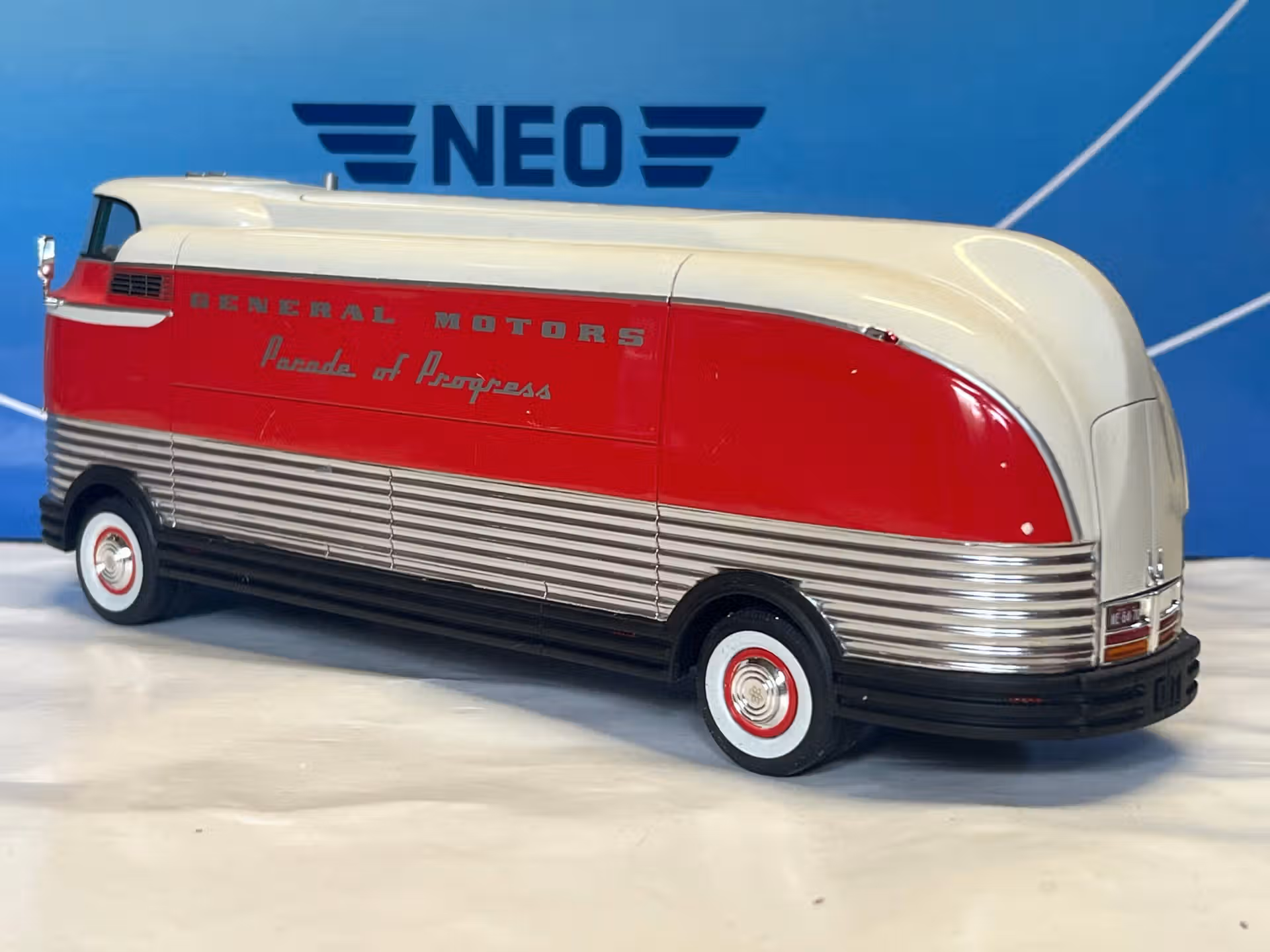 GM Futurliner 1941 Neo 1/43° – Image 2
