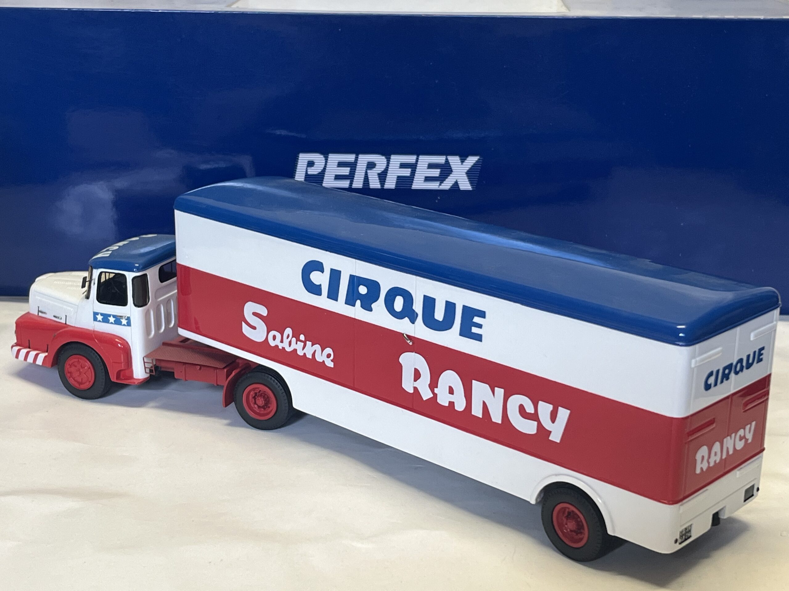 Unic Izoard Rancy matériel Perfex 1/43° – Image 2