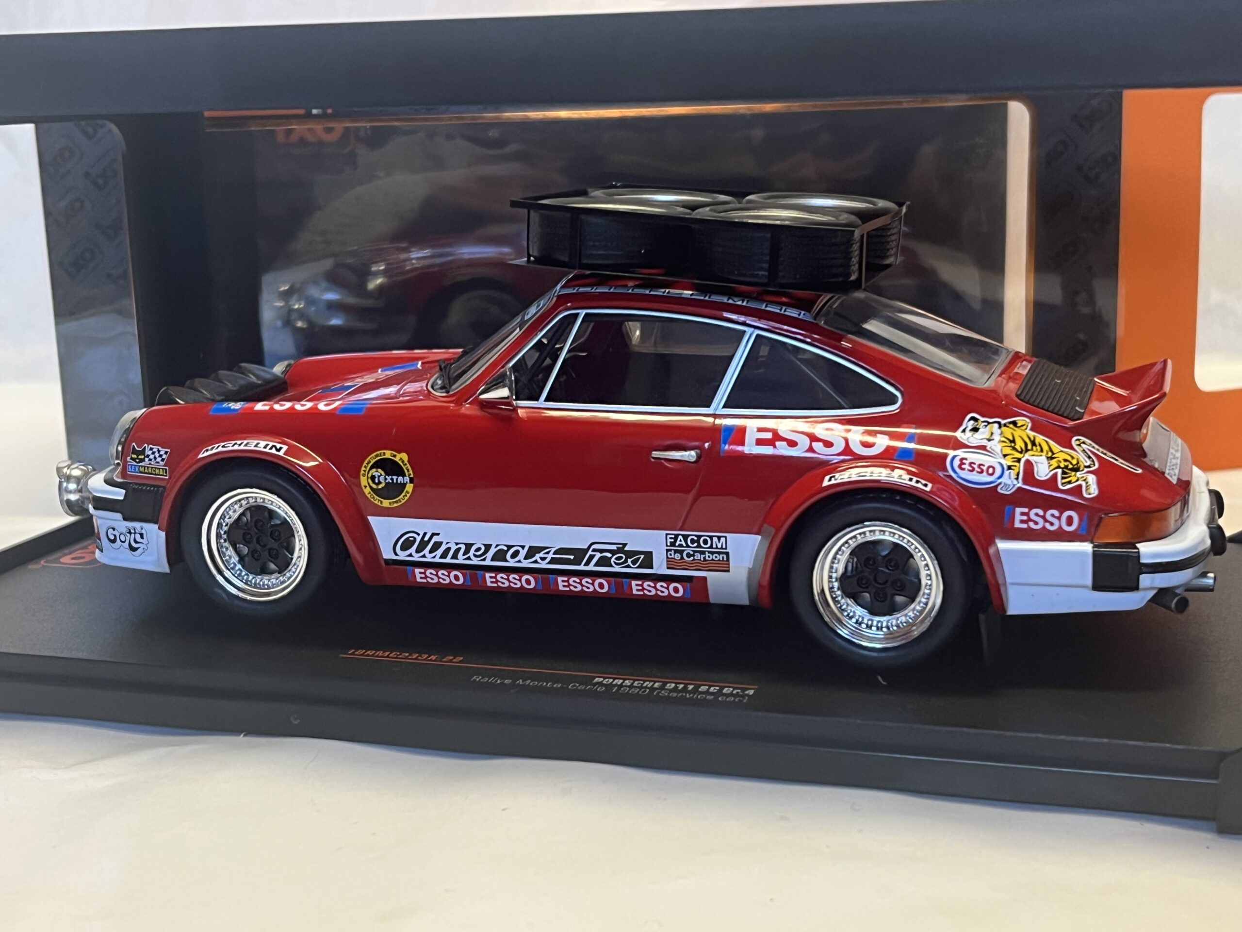 Porsche 911 SC Gr4 assistance AImeras Ixo 1/18° – Image 2